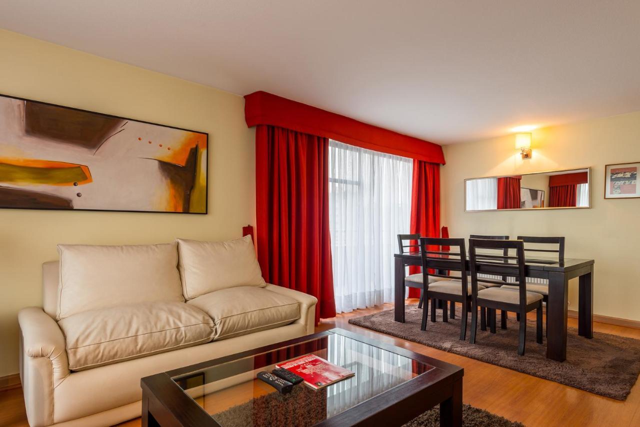 Rent A Home Lyon, Santiago